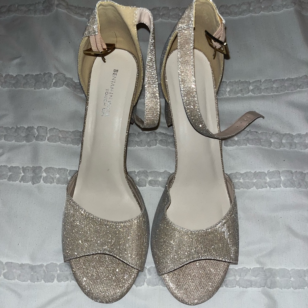 Benjamin Walk Amaya Champagne Shoes - Size 12